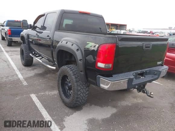 ✅ 2008 GMC Sierra 1500 SLT • VIN: 2GTEK13M981177893 • Lot: 41959146. Listed on IAAI with 228,388 mi. Free auction sales archive from the USA and detailed vehicle history report at DreamBid. Image 3.