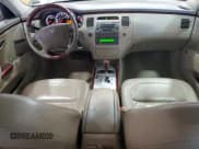 ✅ 2006 Hyundai Azera SE • VIN: KMHFC46F76A137763 • Lot: 82267215. Listed on Copart with 146,719 mi. Free auction sales archive from the USA and detailed vehicle history report at DreamBid. Image 8.