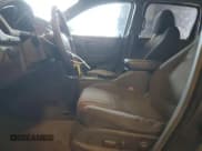 ✅ 2015 Chevrolet Traverse LT • VIN: 1GNKRHKD0FJ104253 • Lot: 91484635. Wystawiony na Copart z przebiegiem 214 821 mil. Bezpłatny archiwum sprzedaży aukcyjnych z USA i szczegółowy raport historii pojazdu na DreamBid. Zdjęcie 7.