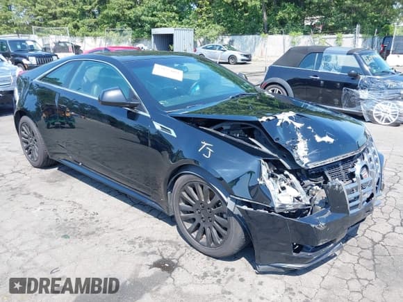 ✅ 2011 Cadillac CTS • VIN: 1G6DC1ED1B0140056 • Lot: 42857093. Wystawiony na IAAI z przebiegiem 108 049 mil. Bezpłatny archiwum sprzedaży aukcyjnych z USA i szczegółowy raport historii pojazdu na DreamBid. Zdjęcie 1.