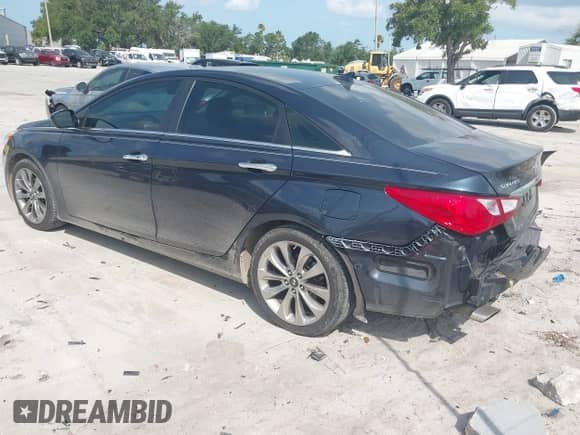 2011 Hyundai Sonata SE с VIN 5NPEC4AB4BH178519, выставлен на аукционе IAAI как лот 42369746 с пробегом 107 067 миль миль и . История ставок и продаж доступна на DreamBid. Изображение 3.