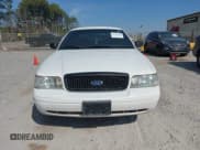 ✅ 2008 Ford Police Interceptor • VIN: 2FAFP71V98X144920 • Lot: 41708440. Wystawiony na IAAI z przebiegiem 220 381 mil. Bezpłatny archiwum sprzedaży aukcyjnych z USA i szczegółowy raport historii pojazdu na DreamBid. Zdjęcie 12.