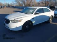 ✅ 2013 Ford Police Interceptor • VIN: 1FAHP2M89DG132381 • Lot: 41390079. Wystawiony na IAAI z przebiegiem 191 827 mil. Bezpłatny archiwum sprzedaży aukcyjnych z USA i szczegółowy raport historii pojazdu na DreamBid. Zdjęcie 2.