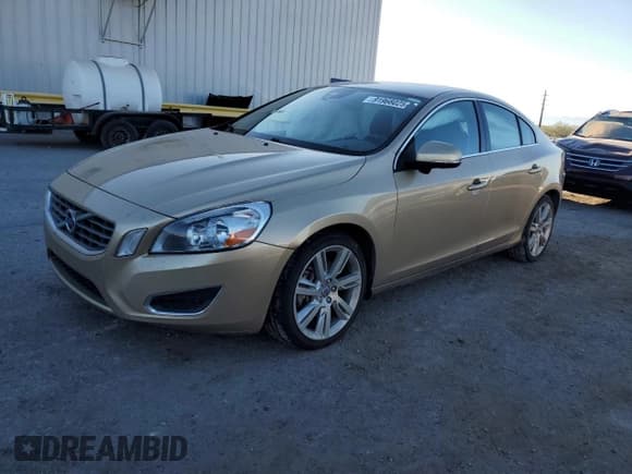 ✅ 2012 Volvo S60 T6 • VIN: YV1902FH7C2142459 • Лот: 91966025. Опубликован ранее на Copart с пробегом 109 175 миль. Бесплатный доступ к архиву аукционных продаж из США и подробный отчёт об истории автомобиля на DreamBid. Изображение 1.