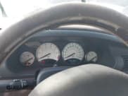 ✅ 2001 Chrysler Sebring Limited • VIN: 1C3EL65U01N655408 • Lot: 43794645. Wystawiony na IAAI z przebiegiem Nie podano. Bezpłatny archiwum sprzedaży aukcyjnych z USA i szczegółowy raport historii pojazdu na DreamBid. Zdjęcie 7.