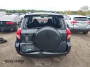 ✅ 2006 Toyota RAV4 Sport • VIN: JTMBD32V066003722 • Lot: 43381828. Listed on IAAI with 166,155 mi. Free auction sales archive from the USA and detailed vehicle history report at DreamBid. Image 17.