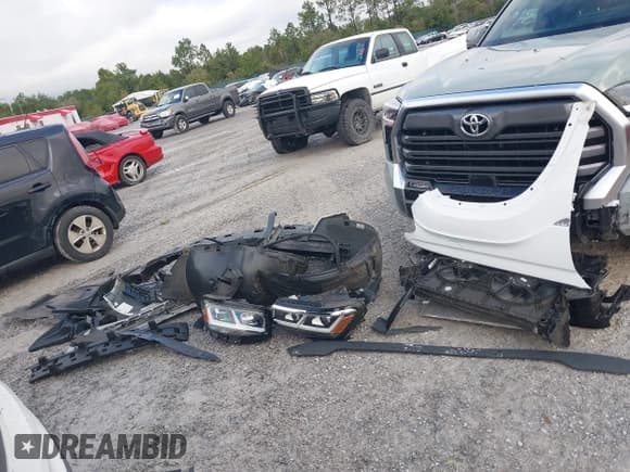 ✅ 2023 Volkswagen Atlas SE • VIN: 1V2JE2CAXPC206293 • Лот: 43873814. Опубликован ранее на IAAI с пробегом 41 633 миль. Бесплатный доступ к архиву аукционных продаж из США и подробный отчёт об истории автомобиля на DreamBid. Изображение 12.