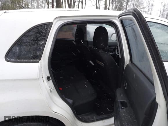 ✅ 2012 Mitsubishi Outlander SE • VIN: JA4AP4AU3CZ001985 • Lot: 43893165. Listed on IAAI with 147,803 mi. Free auction sales archive from the USA and detailed vehicle history report at DreamBid. Image 8.