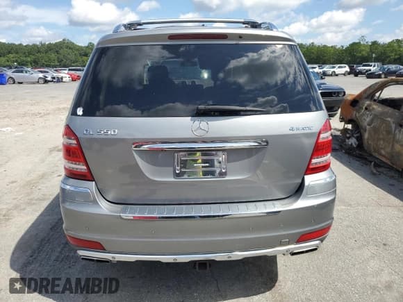 ✅ 2010 Mercedes-Benz GL 550 • VIN: 4JGBF8GE0AA564424 • Лот: 68832725. Опубликован ранее на Copart с пробегом 189 483 миль. Бесплатный доступ к архиву аукционных продаж из США и подробный отчёт об истории автомобиля на DreamBid. Изображение 6.