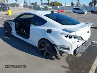 ✅ 2015 Hyundai Genesis Coupe Ultimate • VIN: KMHHU6KJ3FU126351 • Lot: 41318016. Wystawiony na IAAI z przebiegiem 97 406 mil. Bezpłatny archiwum sprzedaży aukcyjnych z USA i szczegółowy raport historii pojazdu na DreamBid. Zdjęcie 3.