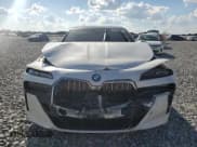 ✅ 2024 BMW 7 Series 740i xDrive • VIN: WBA33EH02RCS76226 • Лот: 82684985. Опубликован ранее на Copart с пробегом 22 696 миль. Бесплатный доступ к архиву аукционных продаж из США и подробный отчёт об истории автомобиля на DreamBid. Изображение 5.