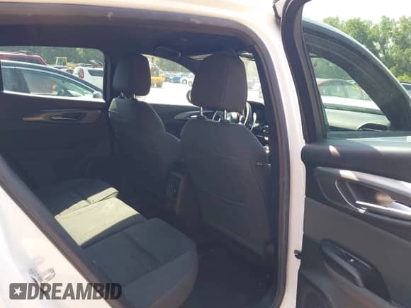 2024 Dodge Hornet R/T z VIN ZACPDFCW2R3A28421, wystawiony jako IAAI lot #42465763 z przebiegiem 34 761 mil mil oraz . Historia ofert i sprzedaży dostępna na DreamBid. Obrazek 8.