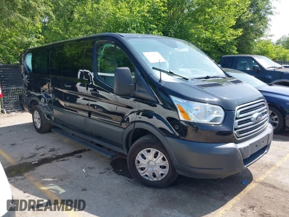 ✅ 2017 Ford Transit XL • VIN: 1FBZX2ZM3HKA20753 • Lot: 42340639. Wystawiony na IAAI z przebiegiem 322 450 mil. Bezpłatny archiwum sprzedaży aukcyjnych z USA i szczegółowy raport historii pojazdu na DreamBid. Zdjęcie 1.