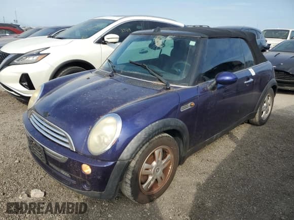 ✅ 2005 MINI Convertible • VIN: WMWRF33545TF62634 • Lot: 76203824. Wystawiony na Copart z przebiegiem 126 991 mil. Bezpłatny archiwum sprzedaży aukcyjnych z USA i szczegółowy raport historii pojazdu na DreamBid. Zdjęcie 1.