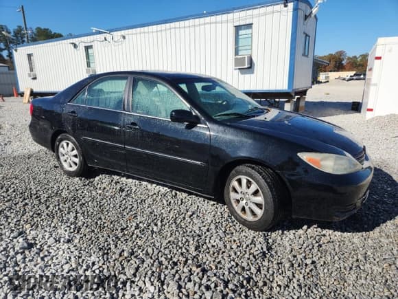 ✅ 2002 Toyota Camry XLE • VIN: 4T1BF30K72U009862 • Lot: 92701885. Wystawiony na Copart z przebiegiem 165 376 mil. Bezpłatny archiwum sprzedaży aukcyjnych z USA i szczegółowy raport historii pojazdu na DreamBid. Zdjęcie 4.