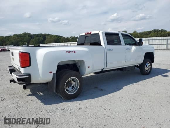 2016 Chevrolet Silverado 3500HD High Country с VIN 1GC4K1E87GF108705, выставлен на аукционе Copart как лот 81566335 с пробегом 130 757 миль миль и Списание • Salvage title. История ставок и продаж доступна на DreamBid. Изображение 3.