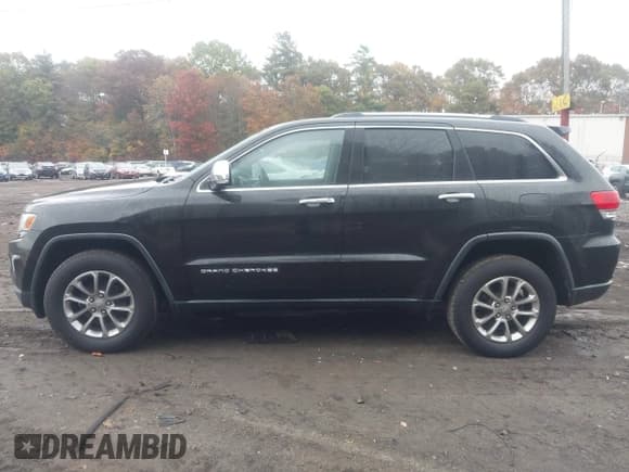 ✅ 2015 Jeep Grand Cherokee Limited • VIN: 1C4RJFBG6FC241103 • Lot: 43579215. Listed on IAAI with 209,947 mi. Free auction sales archive from the USA and detailed vehicle history report at DreamBid. Image 14.