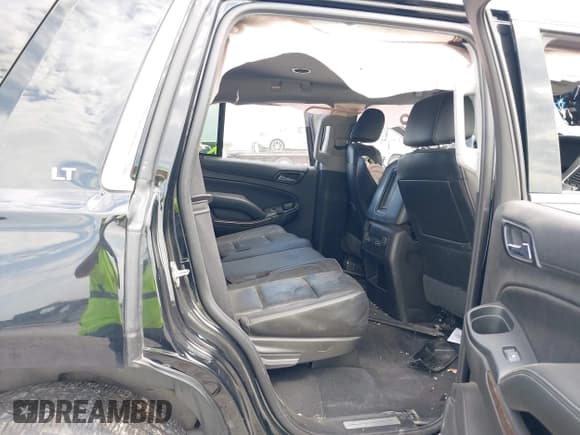 ✅ 2019 Chevrolet Tahoe LT • VIN: 1GNSCBKC1KR115800 • Lot: 42884267. Listed on IAAI with Not provided. Free auction sales archive from the USA and detailed vehicle history report at DreamBid. Image 8.