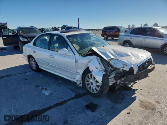 ✅ 2005 Hyundai Sonata GLS • VIN: KMHWF35H45A143197 • Lot: 90935125. Wystawiony na Copart z przebiegiem 286 956 mil. Bezpłatny archiwum sprzedaży aukcyjnych z USA i szczegółowy raport historii pojazdu na DreamBid. Zdjęcie 4.
