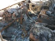 ✅ 2017 Ford Transit • VIN: 1FTYR3XM3HKA33657 • Lot: 70036255. Wystawiony na Copart z przebiegiem Nie podano. Bezpłatny archiwum sprzedaży aukcyjnych z USA i szczegółowy raport historii pojazdu na DreamBid. Zdjęcie 7.