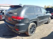 ✅ 2017 Jeep Grand Cherokee Altitude • VIN: 1C4RJFAG5HC853684 • Lot: 43505885. Wystawiony na IAAI z przebiegiem 123 748 mil. Bezpłatny archiwum sprzedaży aukcyjnych z USA i szczegółowy raport historii pojazdu na DreamBid. Zdjęcie 4.