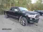 2019 Ram 1500 Limited z VIN 1C6SRFPT1KN665827, wystawiony jako Copart lot #85098955 z przebiegiem 90 151 mil mil oraz Szkoda całkowita • Salvage title. Historia ofert i sprzedaży dostępna na DreamBid. Obrazek 4.