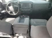 ✅ 2017 Chevrolet Silverado 2500HD Work Truck • VIN: 1GC1KUEG3HF213027 • Лот: 51605975. Опубликован ранее на Copart с пробегом Не указан. Бесплатный доступ к архиву аукционных продаж из США и подробный отчёт об истории автомобиля на DreamBid. Изображение 8.