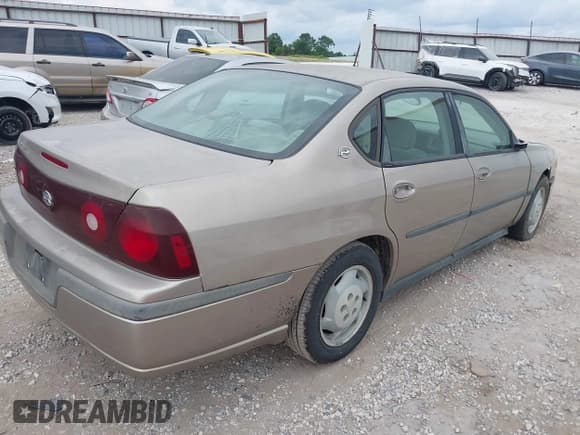 ✅ 2002 Chevrolet Impala • VIN: 2G1WF55E829112959 • Lot: 42874334. Wystawiony na IAAI z przebiegiem 238 416 mil. Bezpłatny archiwum sprzedaży aukcyjnych z USA i szczegółowy raport historii pojazdu na DreamBid. Zdjęcie 4.