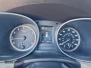 ✅ 2017 Hyundai Santa Fe 2.4L • VIN: 5XYZT3LB9HG428460 • Lot: 96700405. Listed on Copart with 126,774 mi. Free auction sales archive from the USA and detailed vehicle history report at DreamBid. Image 9.