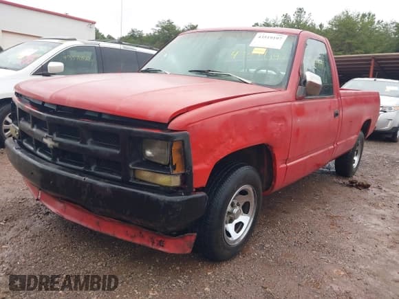 ✅ 1992 Chevrolet Silverado 1500 • VIN: 1GCDC14Z5NE229680 • Lot: 43519197. Wystawiony na IAAI z przebiegiem 220 374 mil. Bezpłatny archiwum sprzedaży aukcyjnych z USA i szczegółowy raport historii pojazdu na DreamBid. Zdjęcie 2.