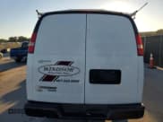 ✅ 2015 Chevrolet Express Cargo • VIN: 1GCWGFCF8F1150529 • Лот: 86086485. Опубликован ранее на Copart с пробегом Не указан. Бесплатный доступ к архиву аукционных продаж из США и подробный отчёт об истории автомобиля на DreamBid. Изображение 6.