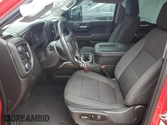 ✅ 2021 Chevrolet Silverado 1500 LT Trail Boss • VIN: 1GCPYFED8MZ100189 • Lot: 69197624. Wystawiony na Copart z przebiegiem 41 555 mil. Bezpłatny archiwum sprzedaży aukcyjnych z USA i szczegółowy raport historii pojazdu na DreamBid. Zdjęcie 7.