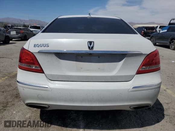 ✅ 2011 Hyundai Equus Ultimate • VIN: KMHGH4JF3BU042073 • Lot: 54450365. Listed on Copart with 191,745 mi. Free auction sales archive from the USA and detailed vehicle history report at DreamBid. Image 6.