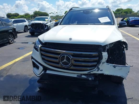 ✅ 2024 Mercedes-Benz GLS 450 • VIN: 4JGFF5KE9RB036748 • Lot: 42258182. Listed on IAAI with 20,755 mi. Free auction sales archive from the USA and detailed vehicle history report at DreamBid. Image 6.