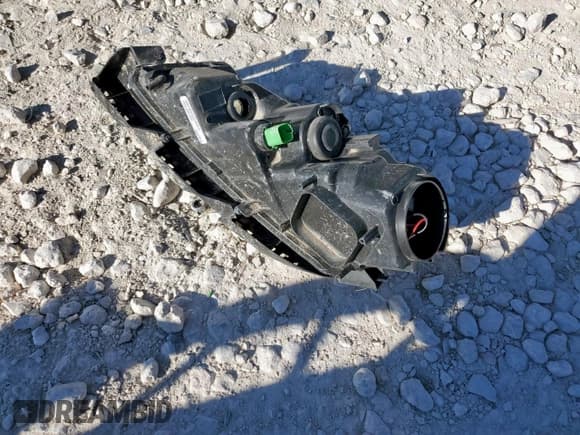 ✅ 2010 Lincoln MKZ • VIN: 3LNHL2GC2AR657949 • Lot: 91613395. Listed on Copart with 107,463 mi. Free auction sales archive from the USA and detailed vehicle history report at DreamBid. Image 12.