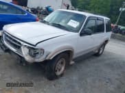 ✅ 2000 Ford Explorer Eddie Bauer • VIN: 1FMDU74E0YUB41056 • Lot: 42258224. Wystawiony na IAAI z przebiegiem 134 401 mil. Bezpłatny archiwum sprzedaży aukcyjnych z USA i szczegółowy raport historii pojazdu na DreamBid. Zdjęcie 17.