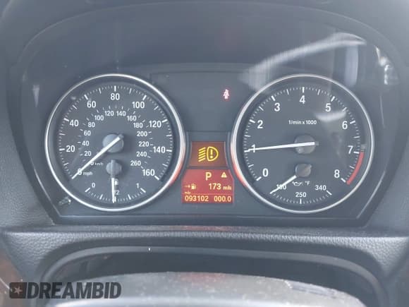 ✅ 2013 BMW 3 Series 328i • VIN: WBADW7C50DE731632 • Lot: 43625301. Listed on IAAI with 93,102 mi. Free auction sales archive from the USA and detailed vehicle history report at DreamBid. Image 7.