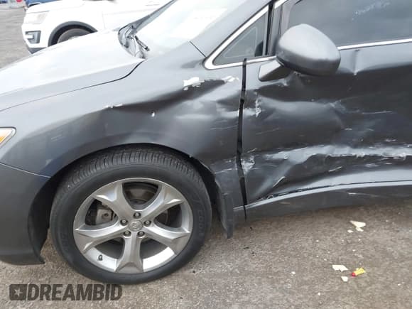 ✅ 2011 Toyota Venza • VIN: 4T3BK3BB8BU046340 • Lot: 43593099. Wystawiony na IAAI z przebiegiem 223 614 mil. Bezpłatny archiwum sprzedaży aukcyjnych z USA i szczegółowy raport historii pojazdu na DreamBid. Zdjęcie 6.