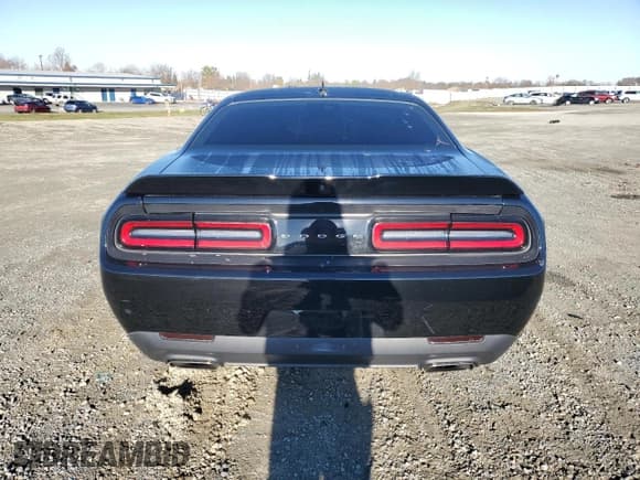 ✅ 2019 Dodge Challenger SXT • VIN: 2C3CDZAG5KH752104 • Lot: 39530284. Wystawiony na Copart z przebiegiem 19 157 mil. Bezpłatny archiwum sprzedaży aukcyjnych z USA i szczegółowy raport historii pojazdu na DreamBid. Zdjęcie 6.