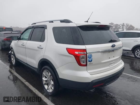 ✅ 2015 Ford Explorer XLT • VIN: 1FM5K8D81FGC20600 • Лот: 43493079. Опубликован ранее на IAAI с пробегом 139 997 миль. Бесплатный доступ к архиву аукционных продаж из США и подробный отчёт об истории автомобиля на DreamBid. Изображение 18.