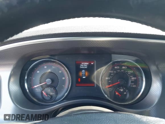 ✅ 2013 Dodge Charger SE • VIN: 2C3CDXBG4DH683752 • Lot: 43597017. Wystawiony na IAAI z przebiegiem 237 399 mil. Bezpłatny archiwum sprzedaży aukcyjnych z USA i szczegółowy raport historii pojazdu na DreamBid. Zdjęcie 7.