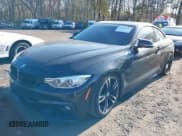 ✅ 2016 BMW 4 Series 435i xDrive • VIN: WBA3R5C55GK373232 • Lot: 42030955. Wystawiony na IAAI z przebiegiem 103 057 mil. Bezpłatny archiwum sprzedaży aukcyjnych z USA i szczegółowy raport historii pojazdu na DreamBid. Zdjęcie 18.