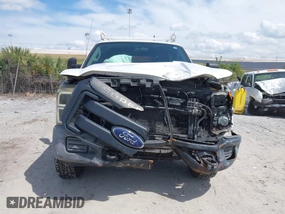 ✅ 2014 Ford F-250 XL • VIN: 1FD7W2BT2EEB46907 • Лот: 41888370. Опубликован ранее на IAAI с пробегом 298 546 миль. Бесплатный доступ к архиву аукционных продаж из США и подробный отчёт об истории автомобиля на DreamBid. Изображение 12.