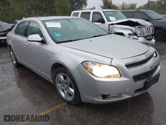 2009 Chevrolet Malibu 1LT with VIN 1G1ZH57BX9F242222, listed as a IAAI auction lot 43247537 with 186,164 mi miles and . Bid and sale history available at DreamBid. Image 1.