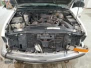 ✅ 2001 Chevrolet S-10 LS • VIN: 1GCDT13W51K256977 • Лот: 85390584. Опубликован ранее на Copart с пробегом 159 294 миль. Бесплатный доступ к архиву аукционных продаж из США и подробный отчёт об истории автомобиля на DreamBid. Изображение 11.