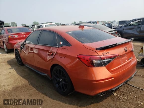 ✅ 2022 Honda Civic Si • VIN: 2HGFE1E5XNH473673 • Lot: 57819543. Listed on Copart with 17,835 mi. Free auction sales archive from the USA and detailed vehicle history report at DreamBid. Image 2.