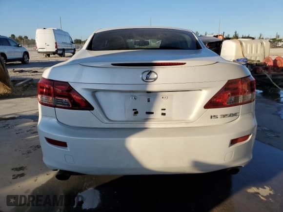 ✅ 2011 Lexus IS 350 C • VIN: JTHFE2C21B2506494 • Lot: 81140024. Wystawiony na Copart z przebiegiem 129 686 mil. Bezpłatny archiwum sprzedaży aukcyjnych z USA i szczegółowy raport historii pojazdu na DreamBid. Zdjęcie 6.