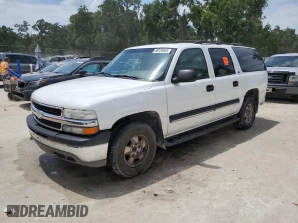 ✅ 2001 Chevrolet Suburban LS • VIN: 3GNEC16T01G181495 • Лот: 58229065. Опубликован ранее на Copart с пробегом 208 754 миль. Бесплатный доступ к архиву аукционных продаж из США и подробный отчёт об истории автомобиля на DreamBid. Изображение 1.