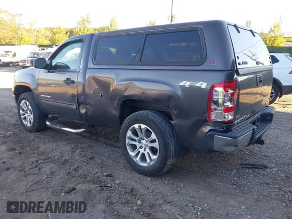 2010 GMC Sierra 1500 z VIN 1GTPKVEA5AZ188986, wystawiony jako IAAI lot #43472080 z przebiegiem 180 525 mil mil oraz . Historia ofert i sprzedaży dostępna na DreamBid. Obrazek 3.