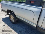 ✅ 1988 Dodge D/W 100 • VIN: 1B7FD04X8JS739662 • Lot: 42691327. Listed on IAAI with 16,355 mi. Free auction sales archive from the USA and detailed vehicle history report at DreamBid. Image 6.